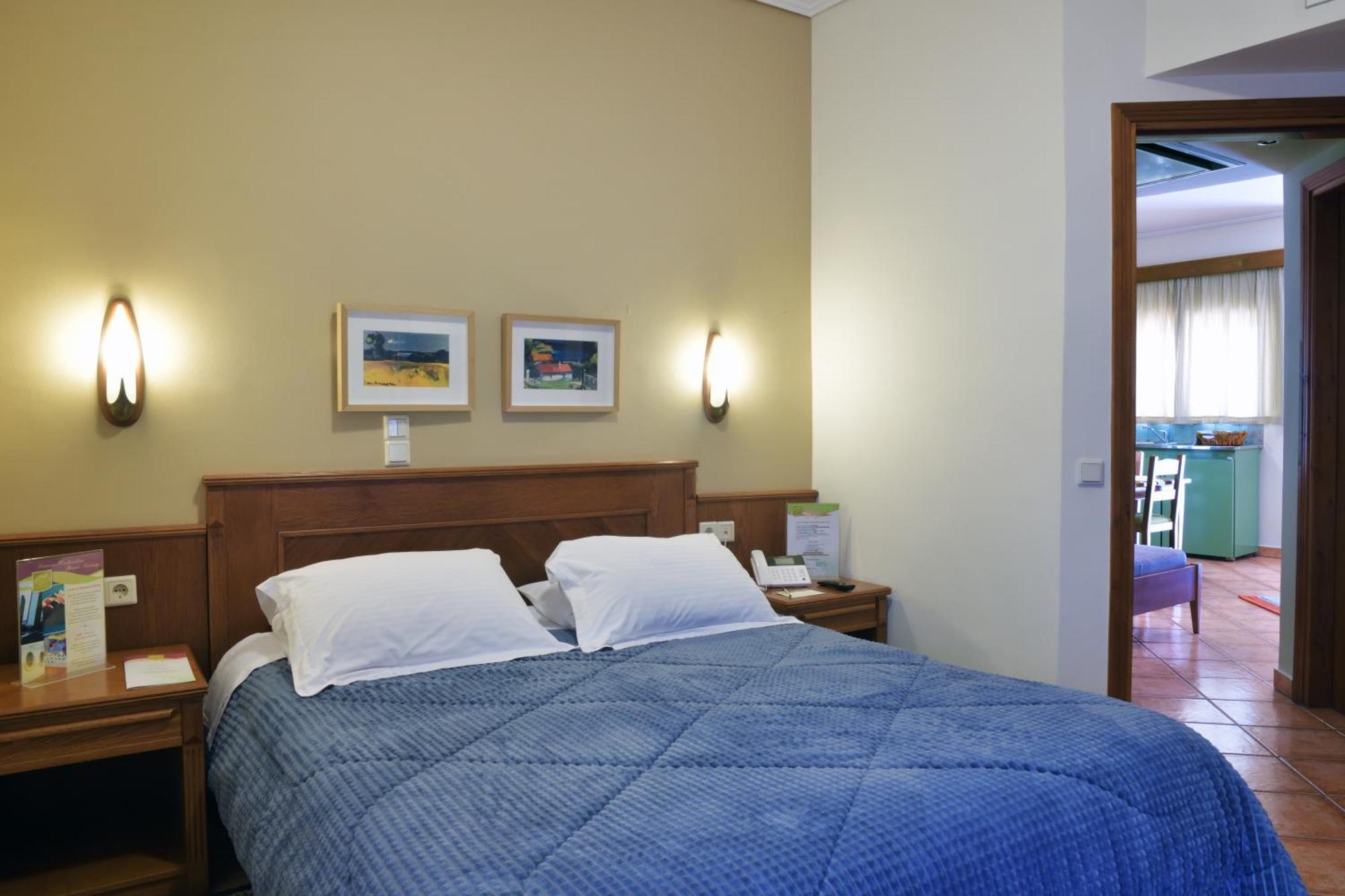 Sissy Village All Suite Hotel Kounoupidhianá Екстериор снимка